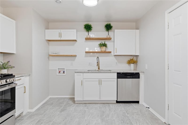 11406 Oakland Ave, Kansas City, MO 64134