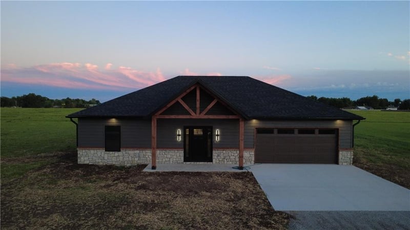 757 643 Ave, Arma, KS 66712
