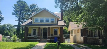 3003 Parkwood Blvd, Kansas City, KS 66104
