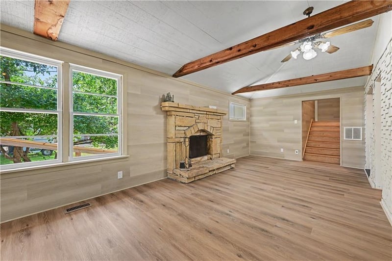 25609 Lake Annette Rd, Freeman, MO 64746