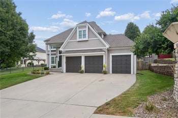 6923 N Colorado Ave, Kansas City, MO 64119