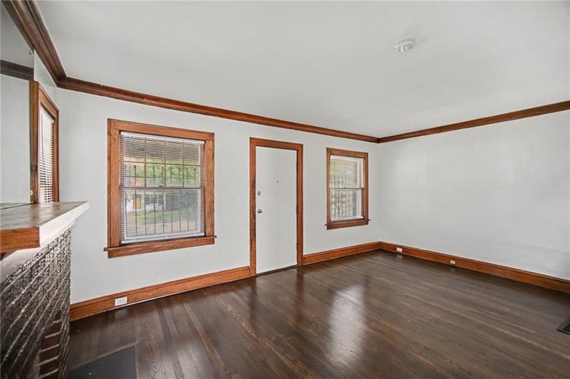 5625 Wayne Ave, Kansas City, MO 64110