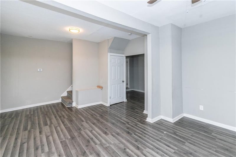 5605 36th St, Kansas City, MO 64128
