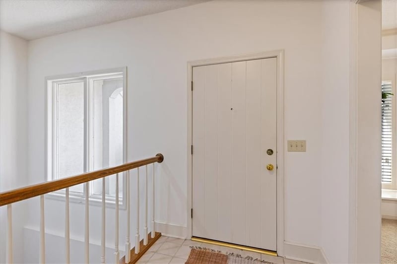 12613 Walmer St, Overland Park, KS 66209
