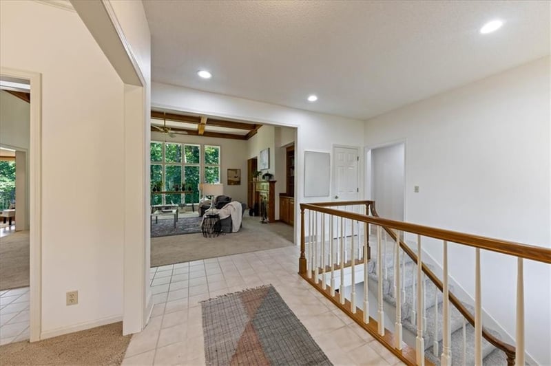 12613 Walmer St, Overland Park, KS 66209