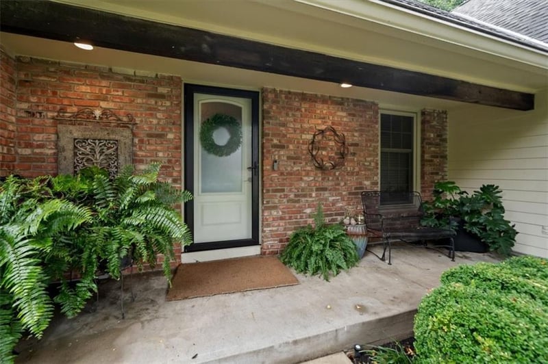 8262 117th St, Overland Park, KS 66210
