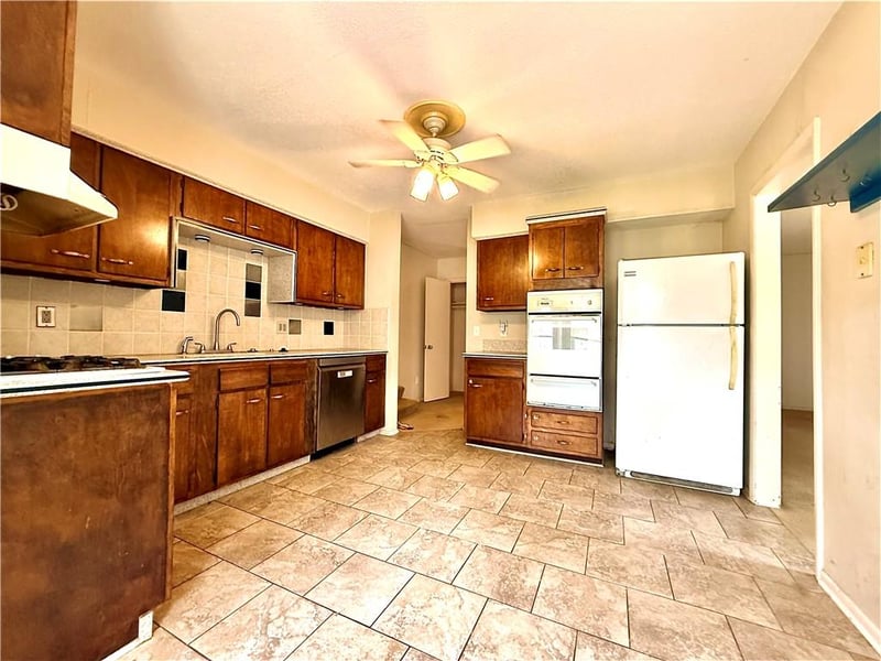 5001 NE 57th Ter, Kansas City, MO 64119