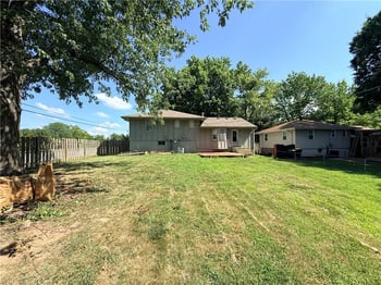 5001 NE 57th Ter, Kansas City, MO 64119
