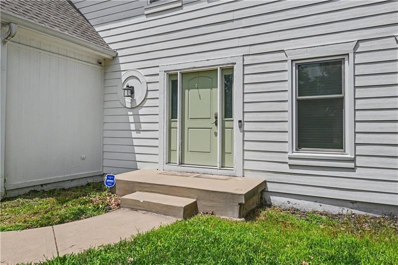 14440 Gallery St, Olathe, KS 66062