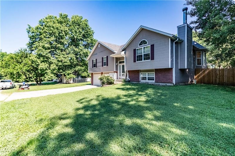 310 Marilyn Ave, Knob Noster, MO 65336