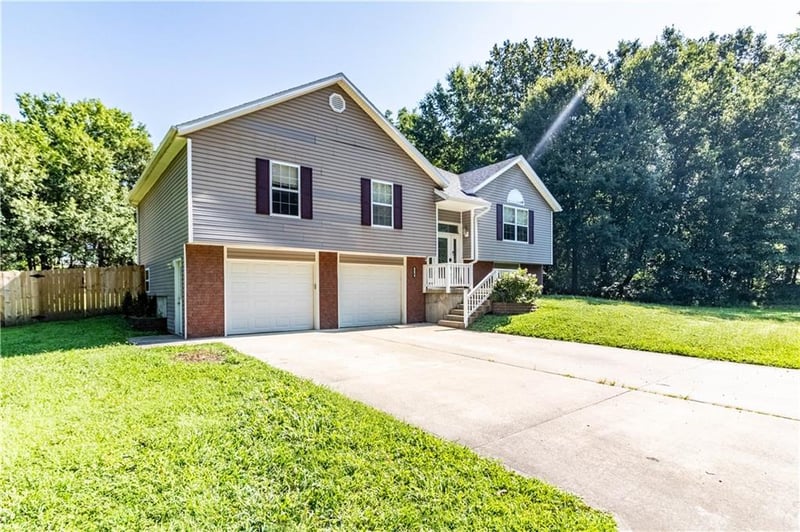 310 Marilyn Ave, Knob Noster, MO 65336