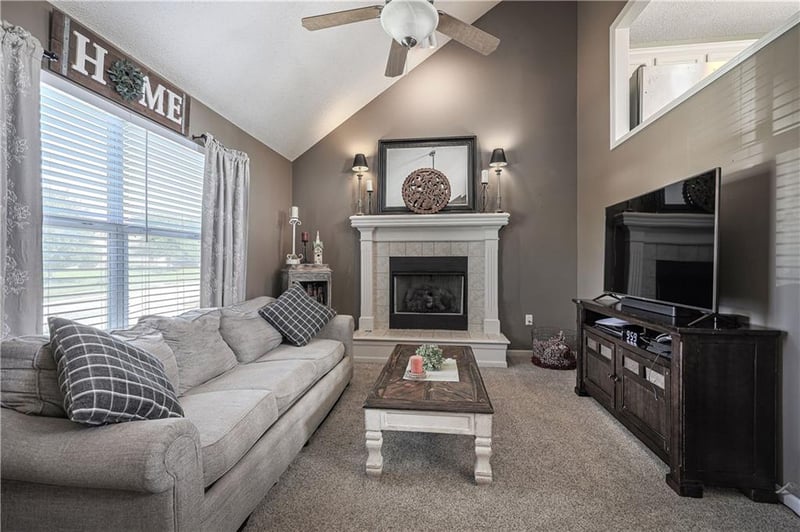 17149 Jessica St, Gardner, KS 66030