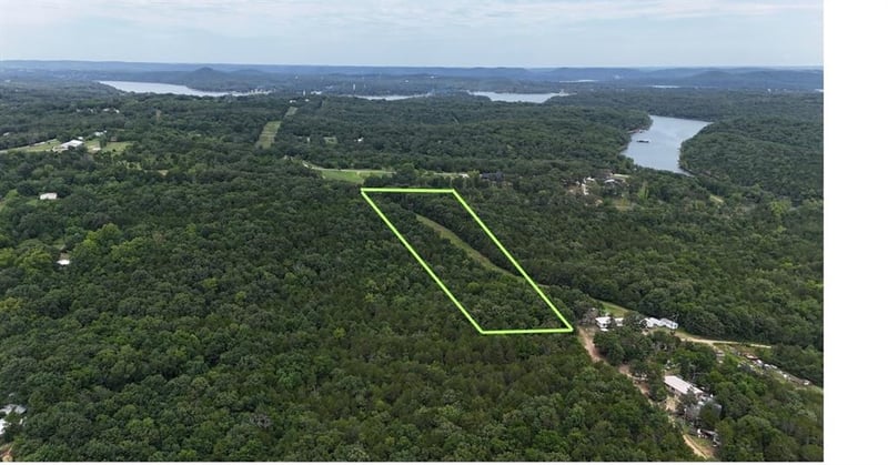 000 Rocky Road Ln, Shell Knob, MO 65747