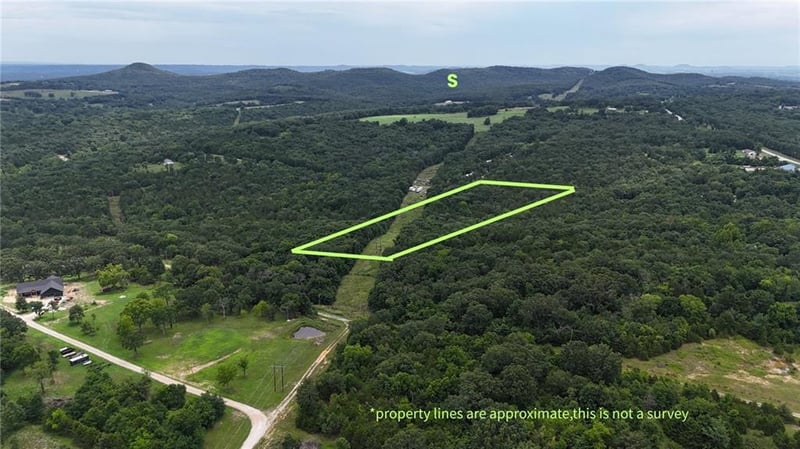 000 Rocky Road Ln, Shell Knob, MO 65747