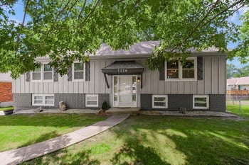 7324 N Euclid Ave, Kansas City, MO 64118