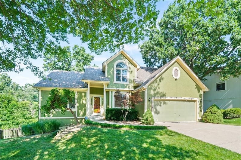 4122 Kerrington Dr, Independence, MO 64055