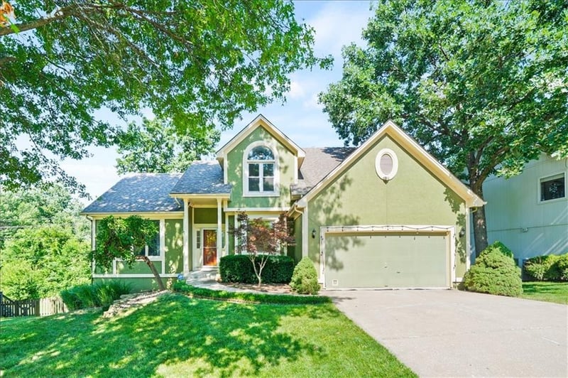 4122 Kerrington Dr, Independence, MO 64055