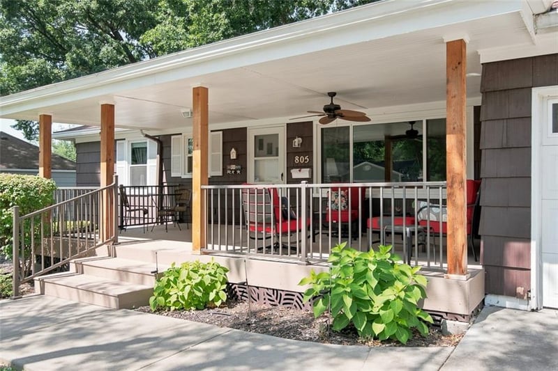 805 Brentwood St, Olathe, KS 66061
