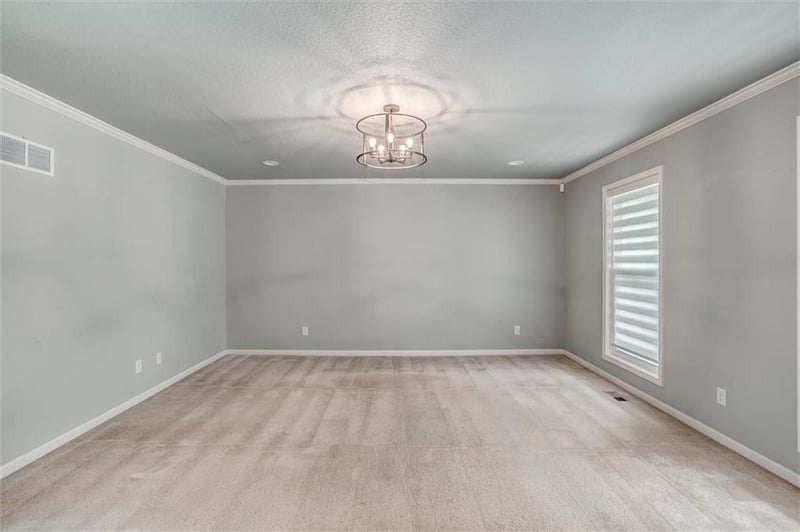 9119 N Garfield Ave, Kansas City, MO 64155