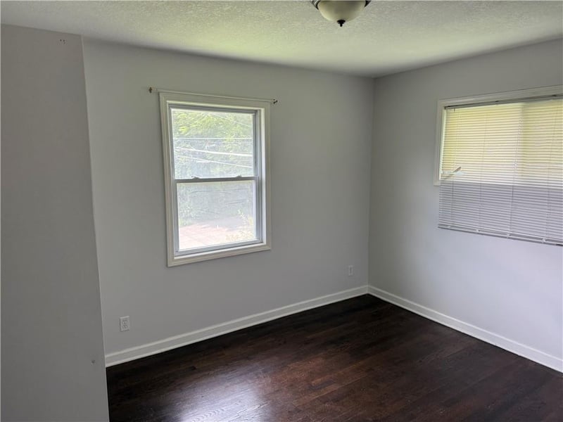 3010 61st St, Kansas City, MO 64130