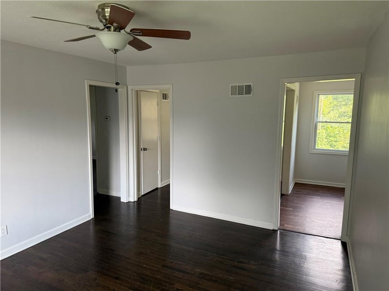 3010 61st St, Kansas City, MO 64130