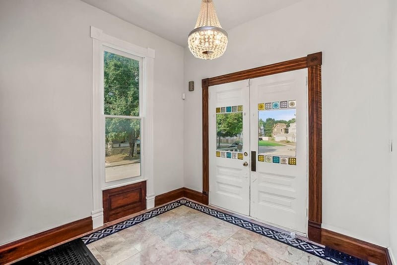 200 Garfield Ave, Kansas City, MO 64124