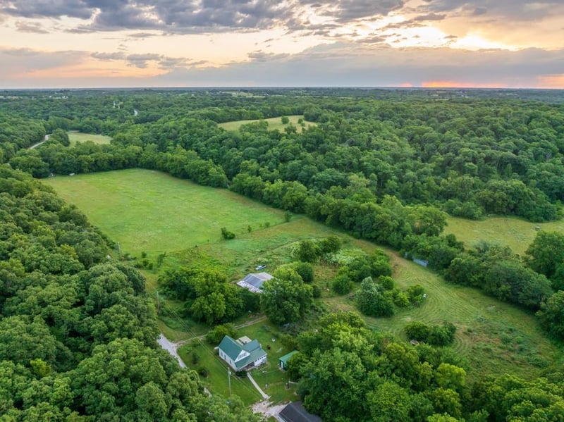 13277 Norris Rd, Rayville, MO 64084