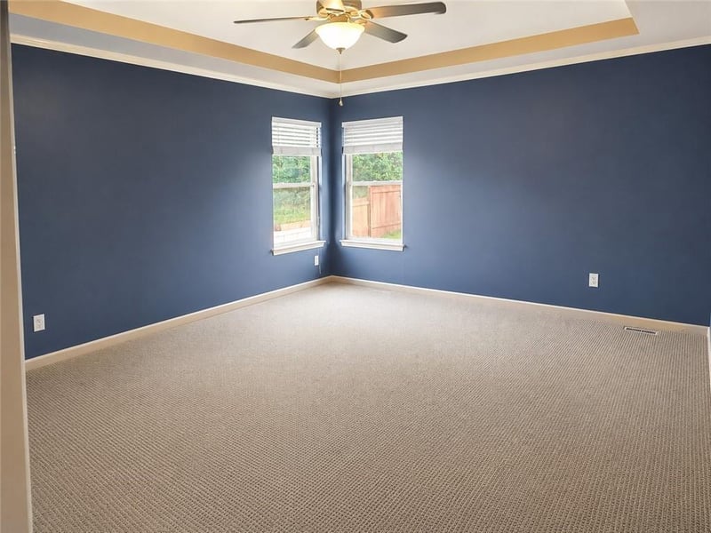 412 Duncan Dr, Liberty, MO 64068
