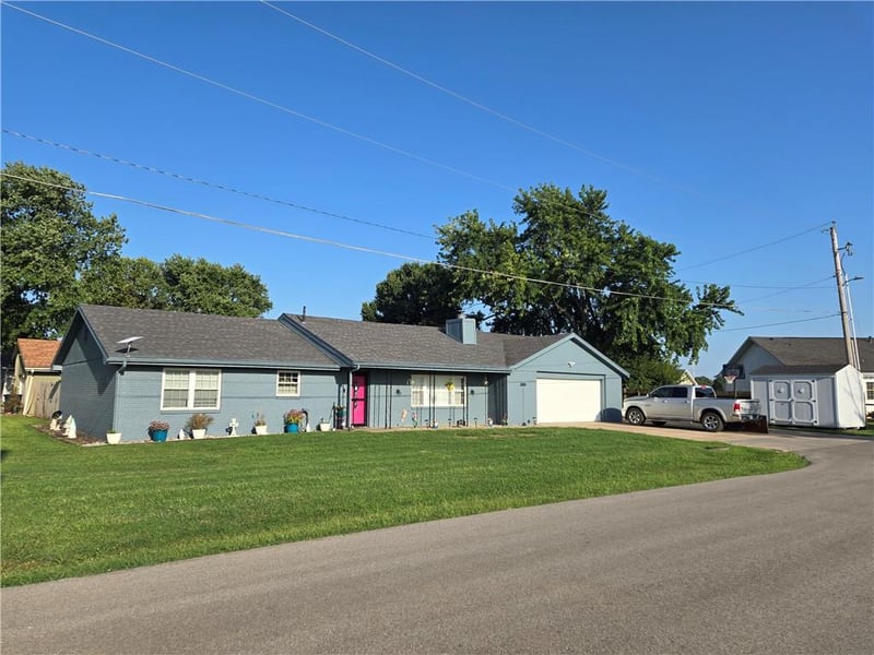 2000 N 11th St, Independence, KS 67301