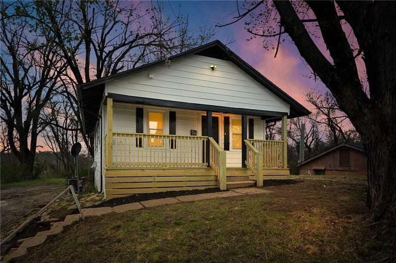 108 N Ditzler Ave, Independence, MO 64053