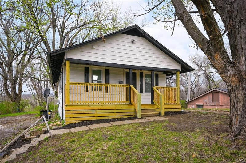 108 N Ditzler Ave, Independence, MO 64053