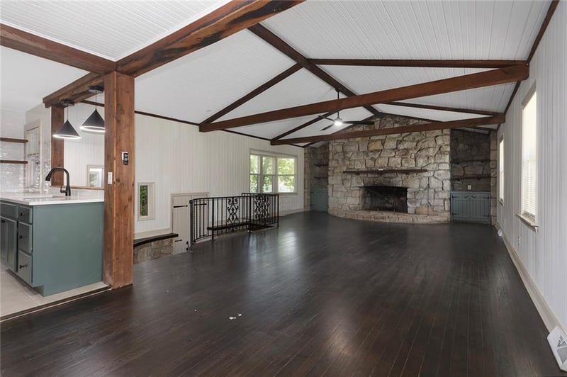 508 Jefferson St, Lee's Summit, MO 64063
