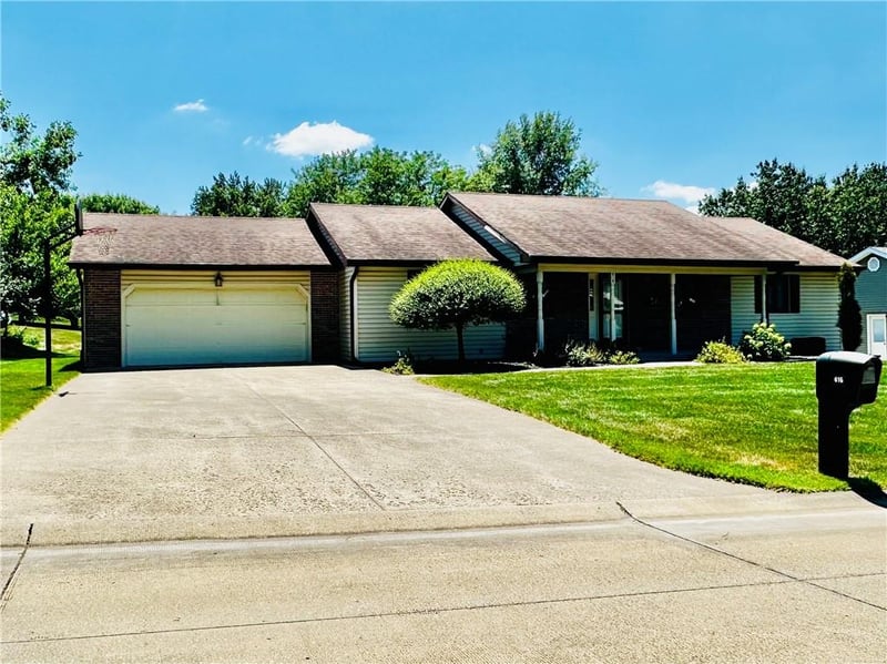 616 Pierce Ave, Maryville, MO 64468