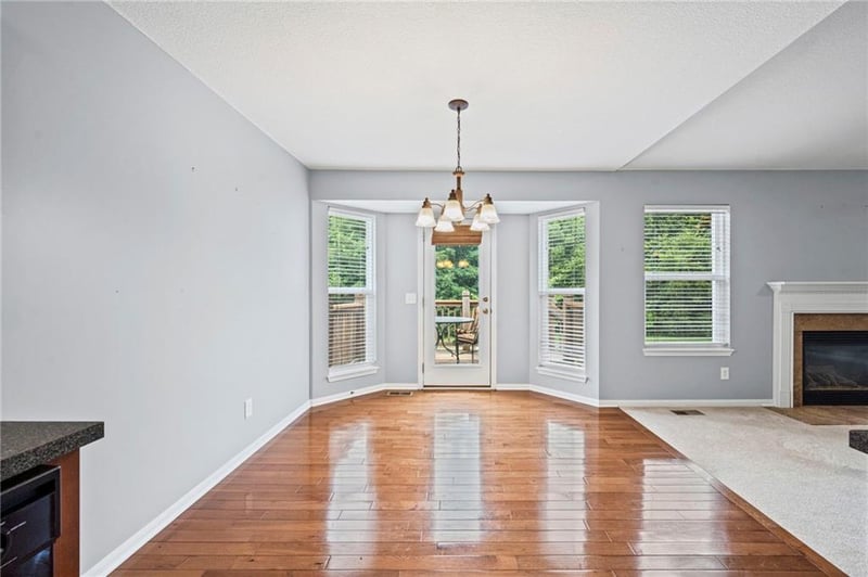 9708 98th Ter, Kansas City, MO 64157