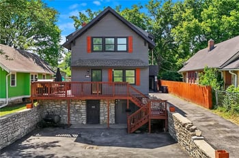 5820 Prospect Ave, Kansas City, MO 64130