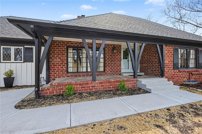 107 E Santa Fe Trl, Kansas City, MO 64145