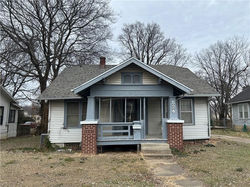 824 Main St, Independence, KS 67301