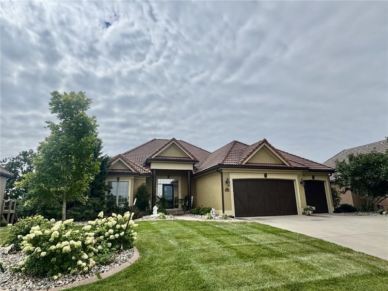 6019 107 St, Kansas City, MO 64154
