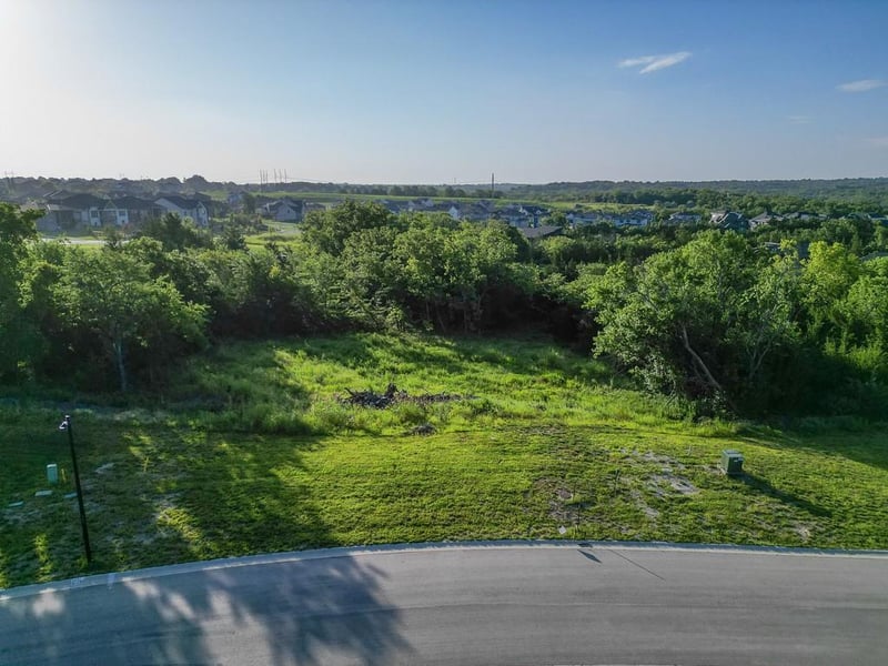11525 Deer Ridge Dr, Olathe, KS 66061