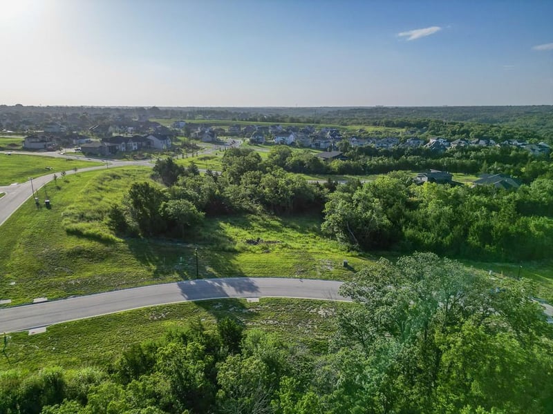 11525 Deer Ridge Dr, Olathe, KS 66061