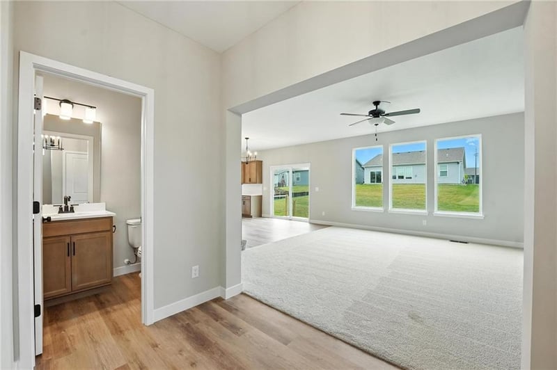 3057 96th Ter, Kansas City, MO 64154