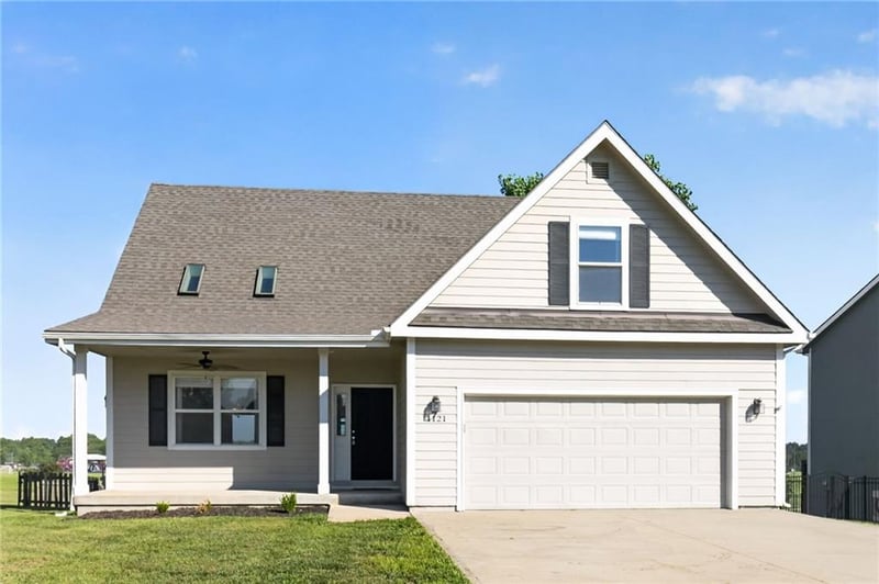 1121 Peach St, Eudora, KS 66025