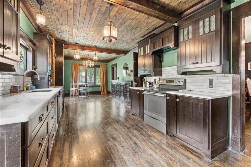 412 Van Brunt Blvd, Kansas City, MO 64123