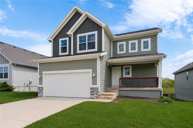 3813 Maryville Pl, Lee's Summit, MO 64082