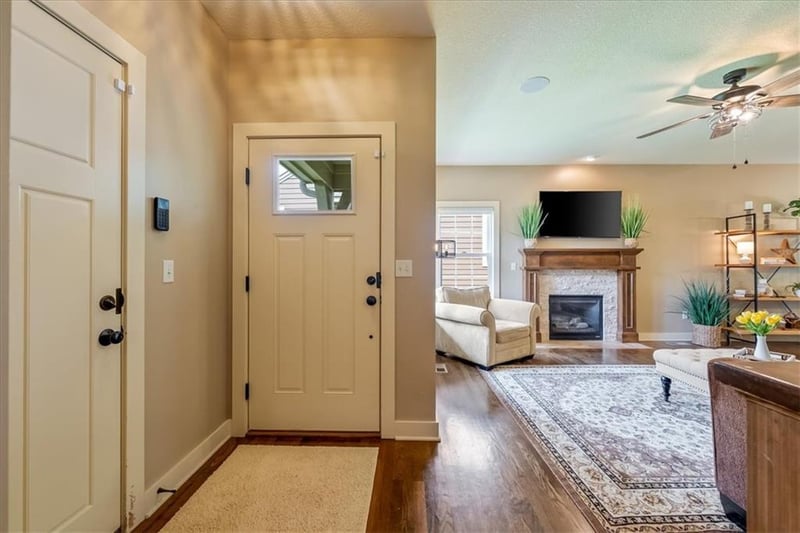 7815 158th Ter, Overland Park, KS 66223