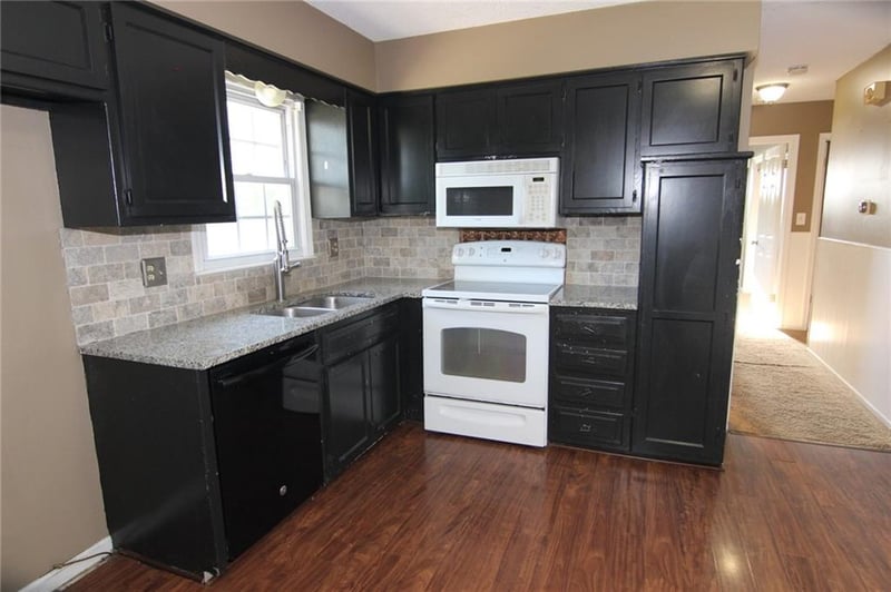 11204 51st Ter, Shawnee, KS 66203