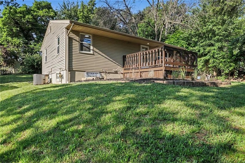 7809 48th Ter, Kansas City, MO 64129