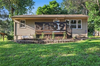 7809 E 48th Ter, Kansas City, MO 64129