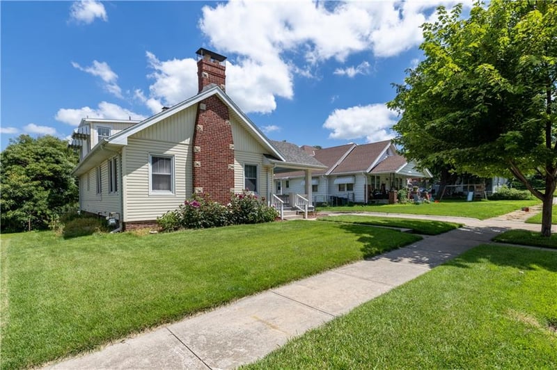 2501 Penn St, St Joseph, MO 64507