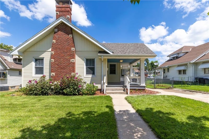 2501 Penn St, St Joseph, MO 64507